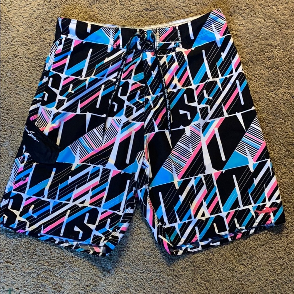Men’s board shorts